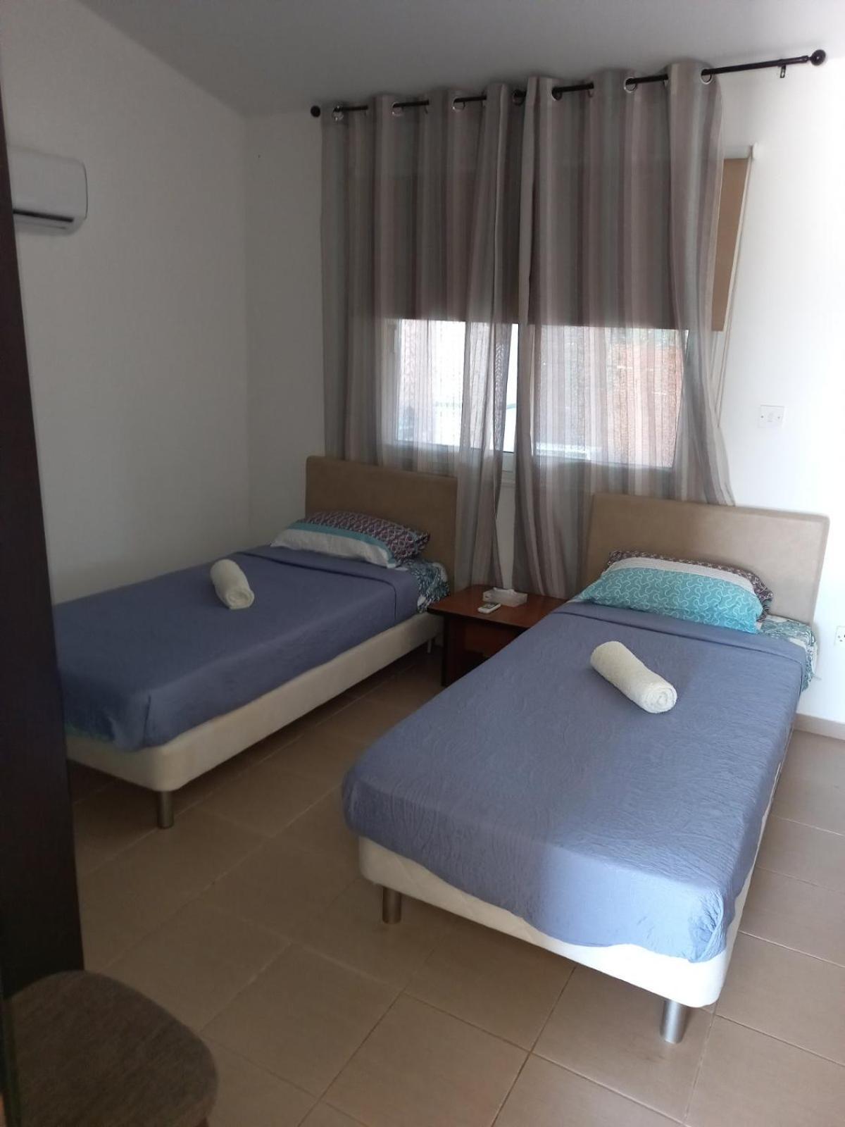 Sunset Villa 파포스 객실 사진